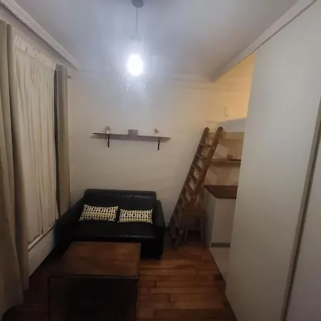 A Sacre Coeur Apartment